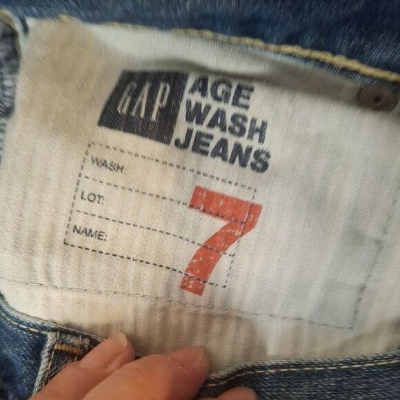 Gap Long and Lean Blue Jeans - Picture 5 of 9